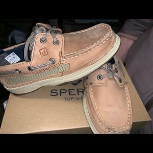sperrys youth shoes